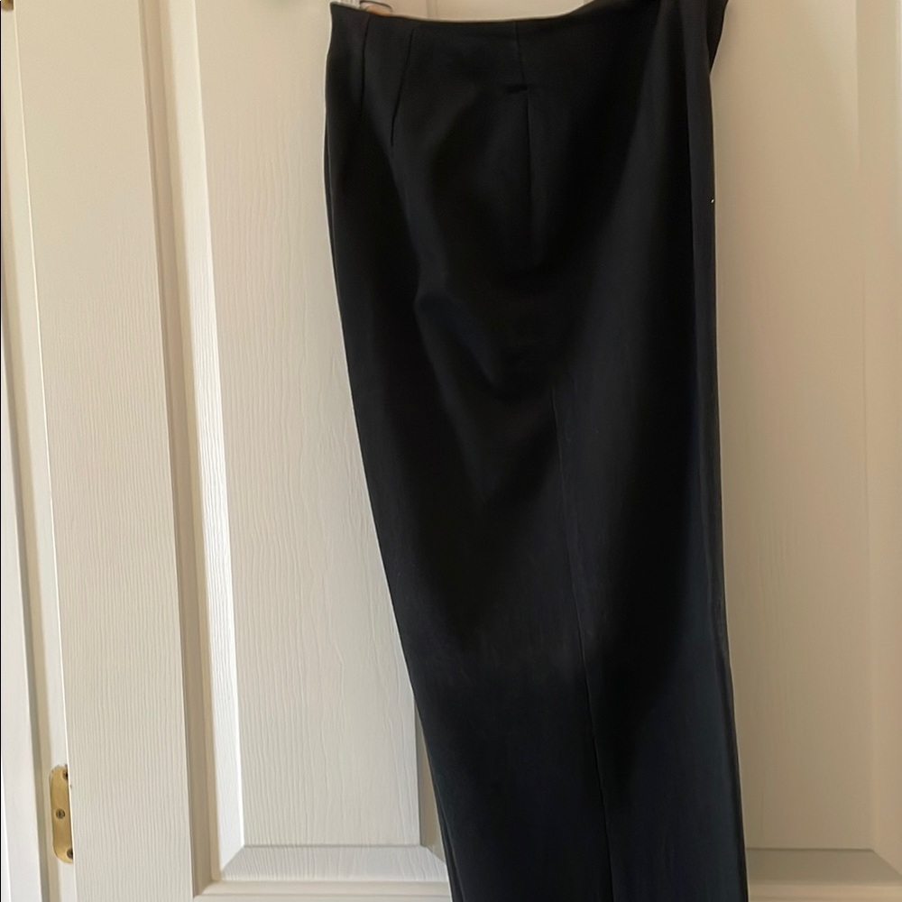 Sleek Charcoal Black Dress Pants with Classic Fit